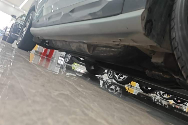 Used Hyundai ix35 2023 Musso 2.0L Flagship Edition TOP Right Side Sill