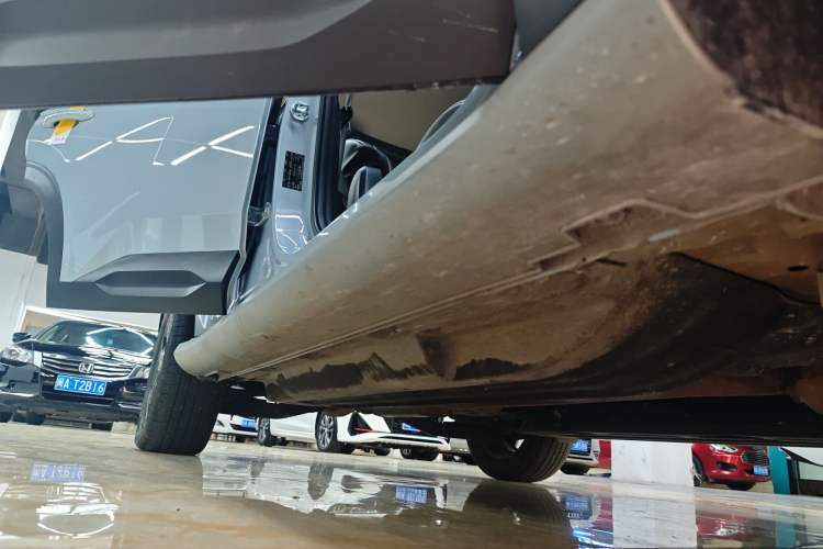 Used Hyundai ix35 2023 Musso 2.0L Deluxe Edition DLX Right Side Sill