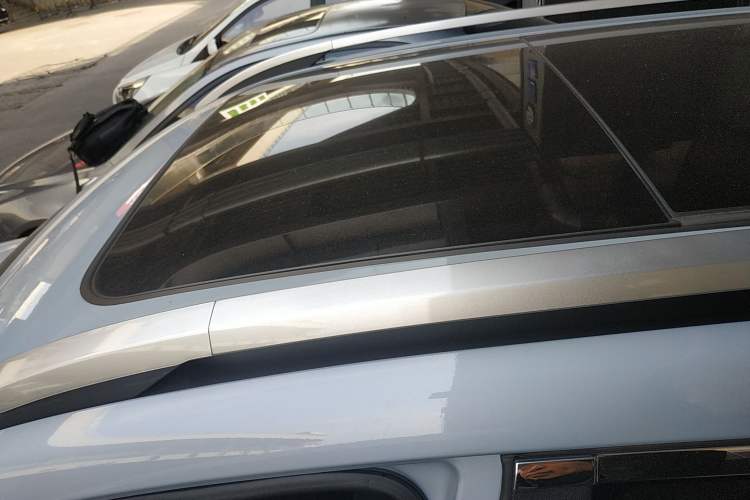 Used Hyundai ix35 2023 Musso 2.0L Flagship Edition TOP Roof
