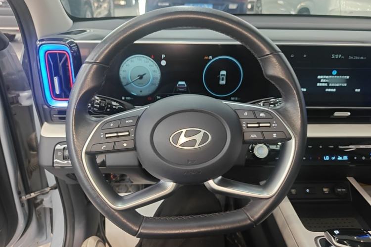 Used Hyundai ix35 2023 Musso 2.0L Flagship Edition TOP Steering Wheel