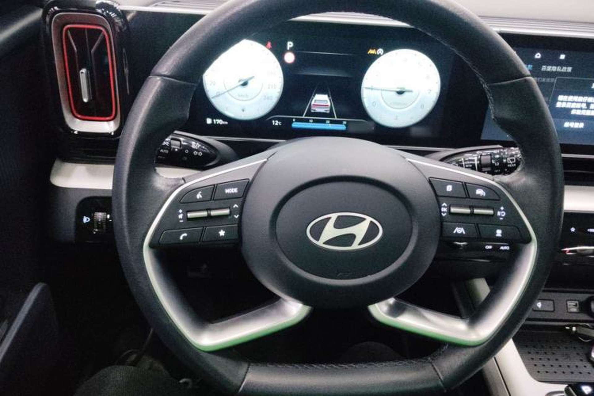 Used Hyundai ix35 2023 Musso 2.0L Flagship Edition TOP Steering Wheel