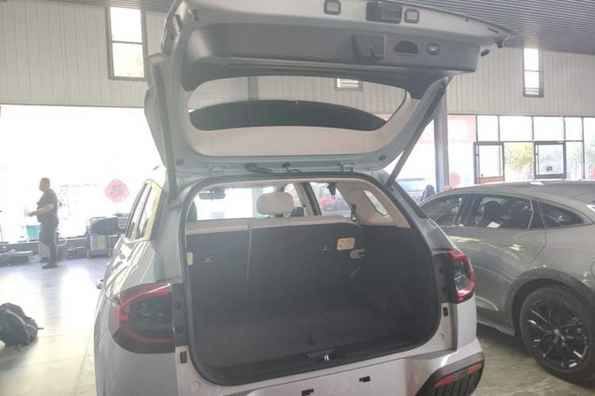 Used Hyundai ix35 2023 Musso 2.0L Flagship Edition TOP Trunk