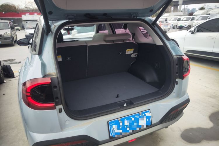 Used Hyundai ix35 2023 Musso 2.0L Flagship Edition TOP Trunk