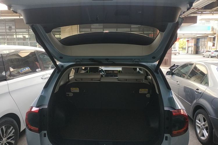 Used Hyundai ix35 2023 Musso 2.0L Flagship Edition TOP Trunk