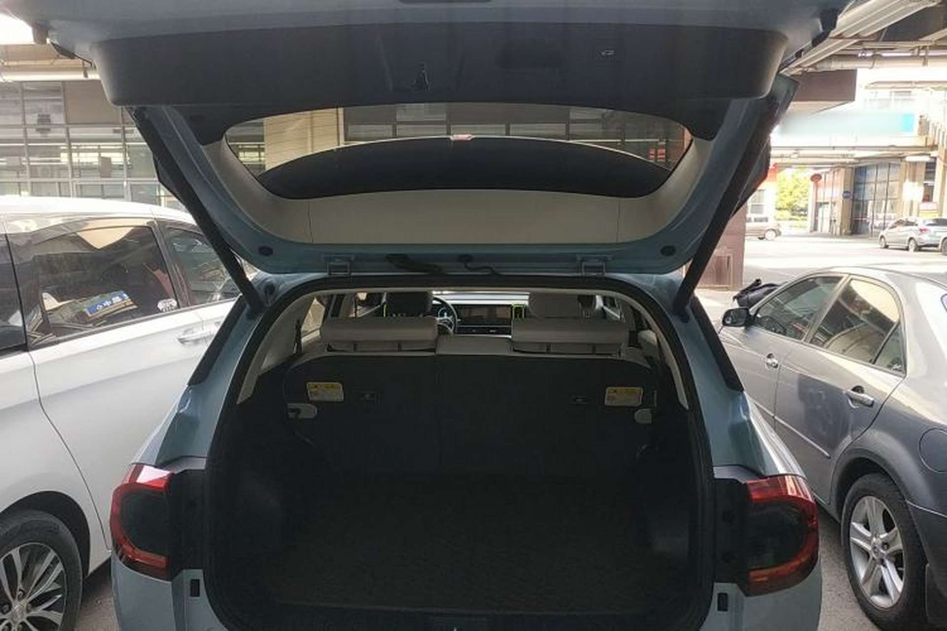 Used Hyundai ix35 2023 Musso 2.0L Flagship Edition TOP Trunk