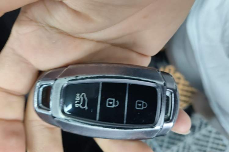 Used Hyundai ix35 2023 Musso 2.0L Deluxe Edition DLX Vehicle Key