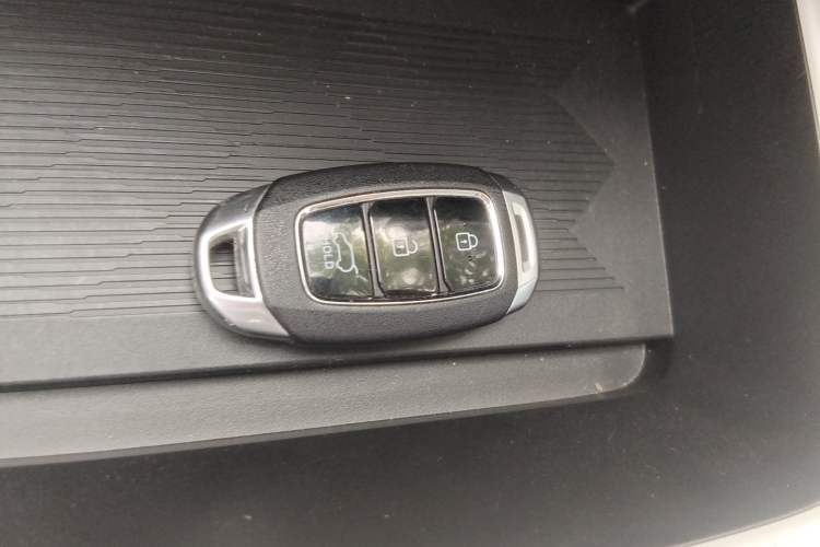 Used Hyundai ix35 2023 Musso 2.0L Deluxe Edition DLX Vehicle Key