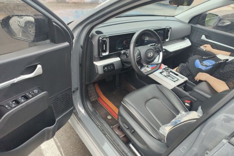 Used Hyundai ix35 2023 Musso 2.0L Deluxe Edition DLX Driver Seat