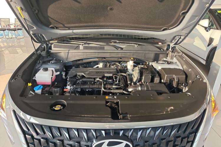 Used Hyundai ix35 2023 Musso 2.0L Deluxe Edition DLX Engine Bay