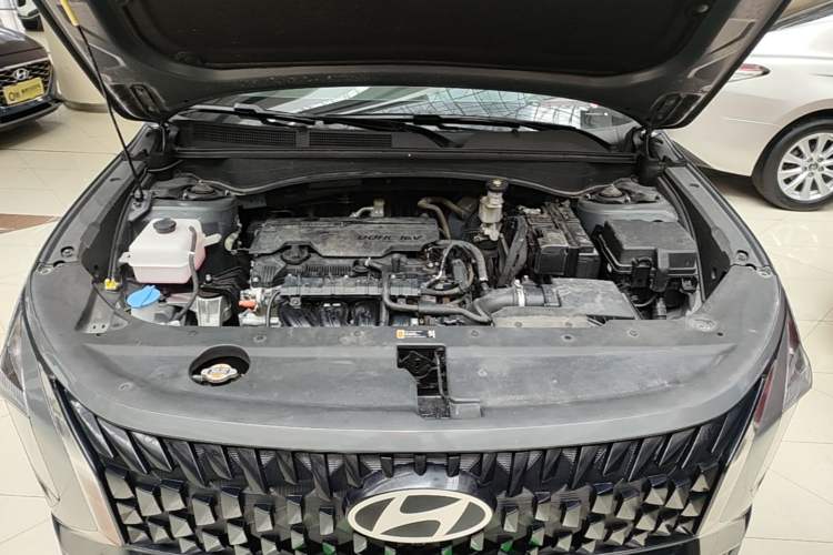 Used Hyundai ix35 2023 Musso 2.0L Deluxe Edition DLX Engine Bay