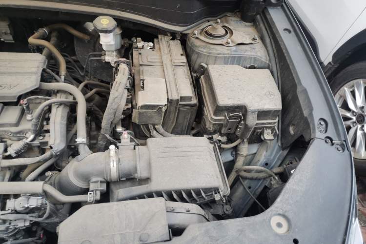 Used Hyundai ix35 2023 Musso 2.0L Deluxe Edition DLX Engine Bay Left
