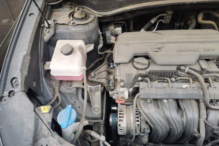 Used Hyundai ix35 2023 Musso 2.0L Deluxe Edition DLX Engine Bay Right