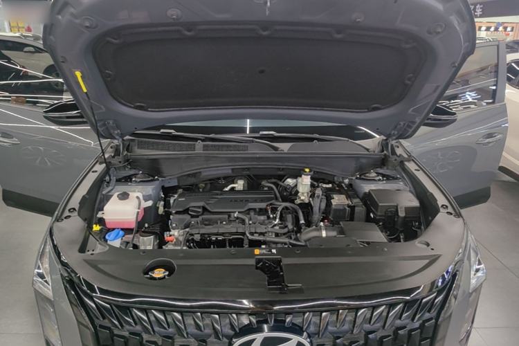 Used Hyundai ix35 2023 Musso 2.0L Prestige LUX Edition Engine Bay
