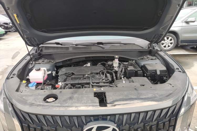 Used Hyundai ix35 2023 Musso 2.0L Deluxe Edition DLX Engine Bay