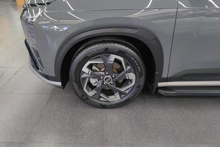 Used Hyundai ix35 2023 Musso 2.0L Prestige LUX Edition Exterior 4