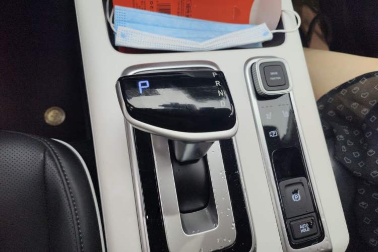 Used Hyundai ix35 2023 Musso 2.0L Deluxe Edition DLX Gear Lever