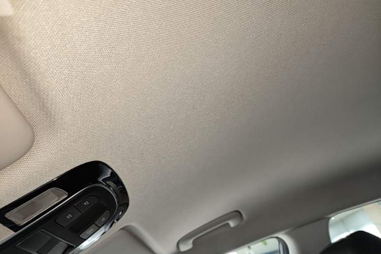 Used Hyundai ix35 2023 Musso 2.0L Deluxe Edition DLX Headliner