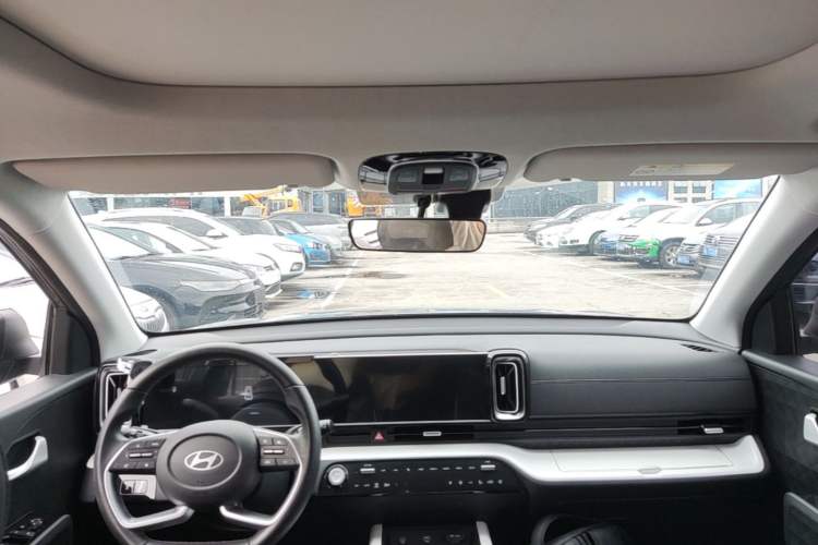 Used Hyundai ix35 2023 Musso 2.0L Deluxe Edition DLX Headliner