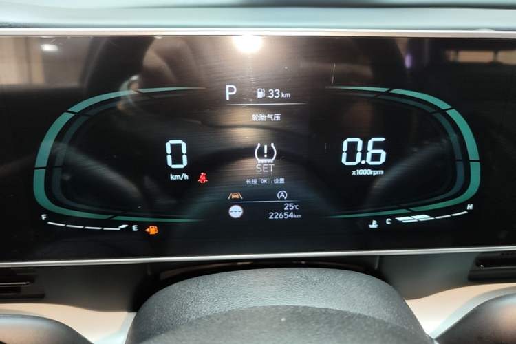 Used Hyundai ix35 2023 Musso 2.0L Deluxe Edition DLX Instrument Cluster