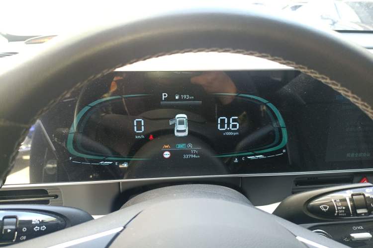 Used Hyundai ix35 2023 Musso 2.0L Prestige LUX Edition Instrument Cluster
