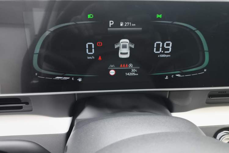 Used Hyundai ix35 2023 Musso 2.0L Prestige LUX Edition Instrument Cluster
