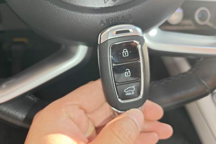 Used Hyundai ix35 2023 Musso 2.0L Deluxe Edition DLX Interior 1