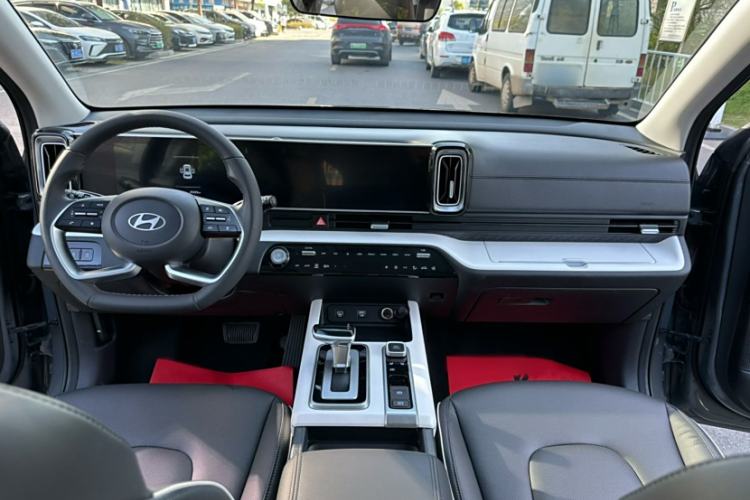Used Hyundai ix35 2023 Musso 2.0L Prestige LUX Edition Interior 1