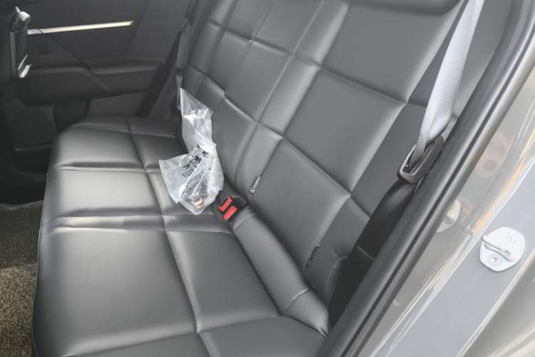 Used Hyundai ix35 2023 Musso 2.0L Prestige LUX Edition Left Rear Seat