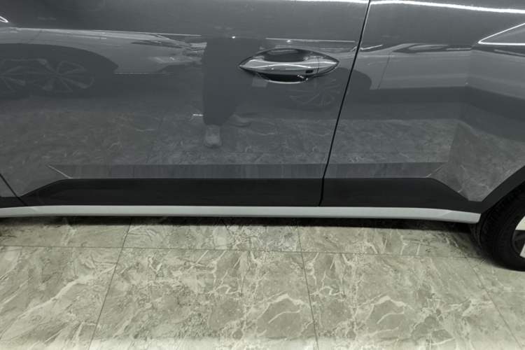 Used Hyundai ix35 2023 Musso 2.0L Prestige LUX Edition Left Side Sill