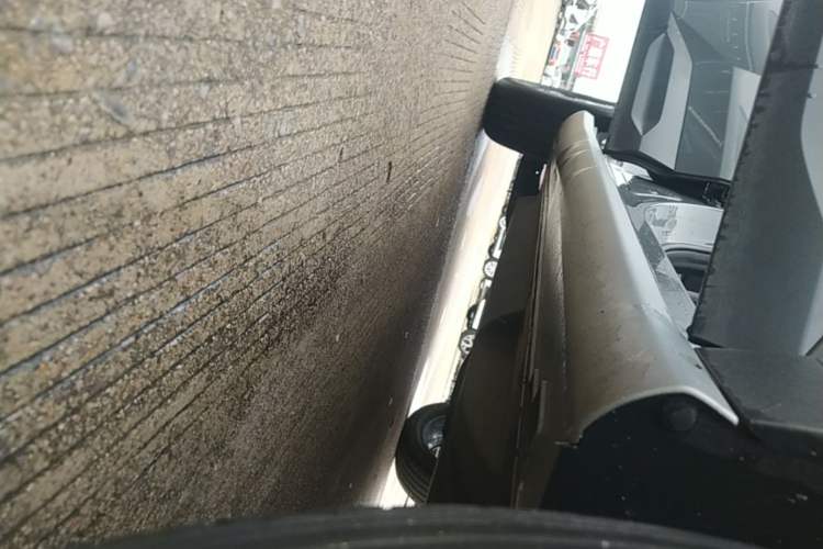 Used Hyundai ix35 2023 Musso 2.0L Deluxe Edition DLX Right Side Sill