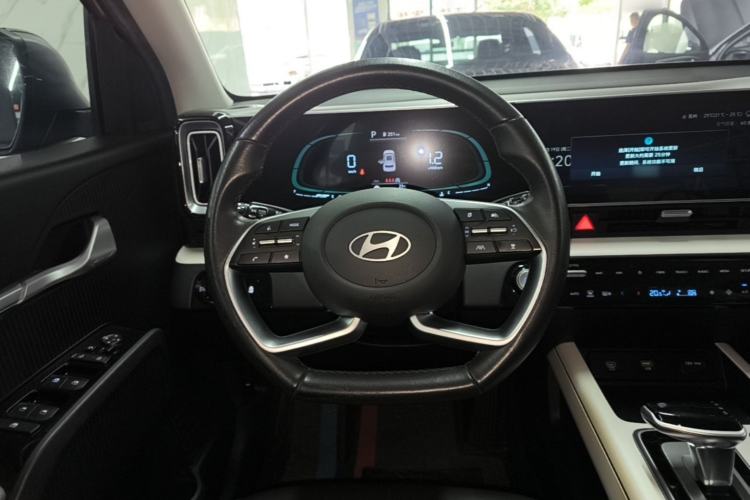 Used Hyundai ix35 2023 Musso 2.0L Prestige LUX Edition Steering Wheel