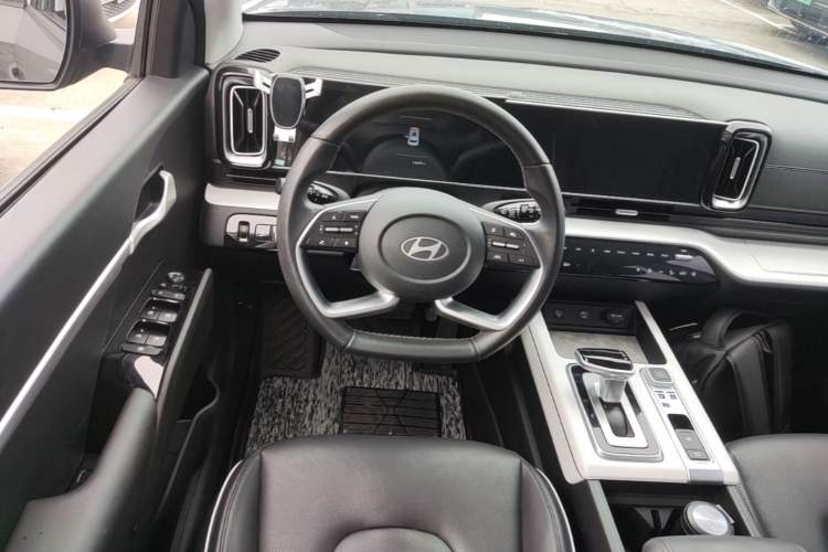 Used Hyundai ix35 2023 Musso 2.0L Deluxe Edition DLX Steering Wheel