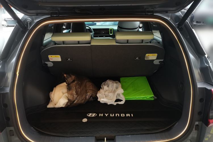 Used Hyundai ix35 2023 Musso 2.0L Flagship Edition TOP Trunk