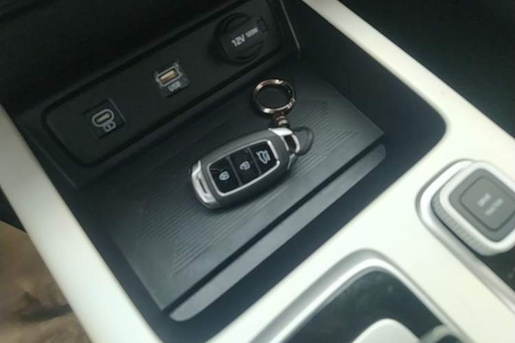 Used Hyundai ix35 2023 Musso 2.0L Deluxe Edition DLX Vehicle Key