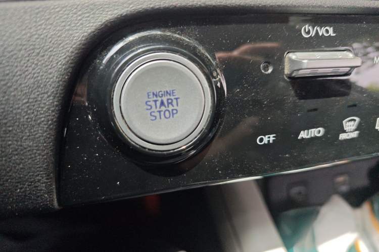 Used Hyundai ix35 2023 Musso 2.0L Deluxe Edition DLX Vehicle Key