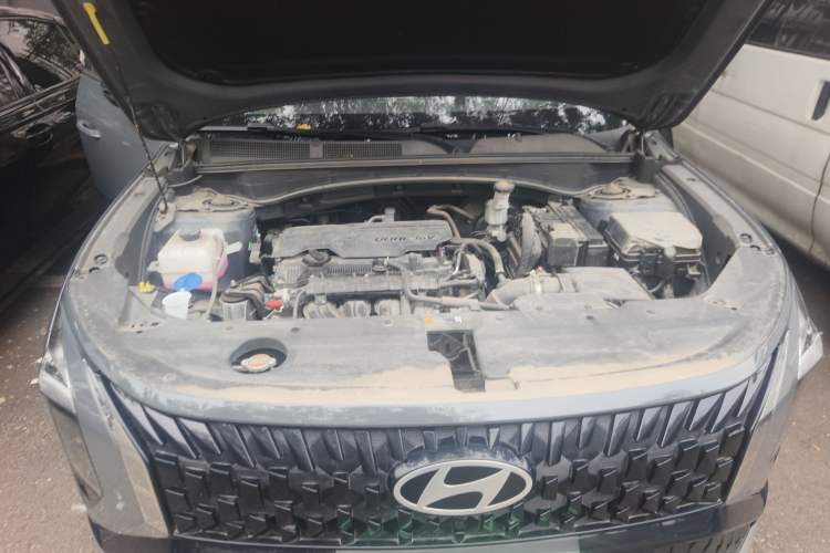 Used Hyundai ix35 2023 Musso 2.0L Prestige LUX Edition Engine Bay