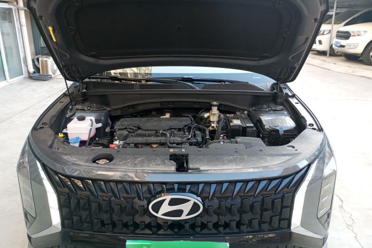 Used Hyundai ix35 2023 Musso 2.0L Deluxe Edition DLX Engine Bay