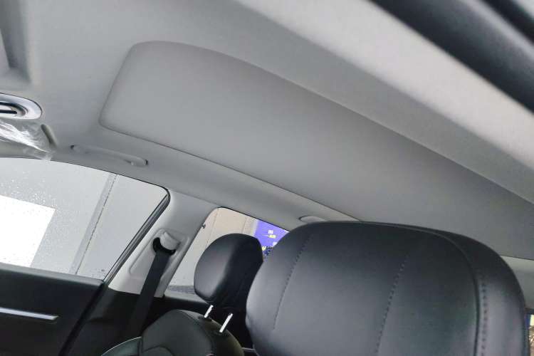 Used Hyundai ix35 2023 Musso 2.0L Deluxe Edition DLX Headliner