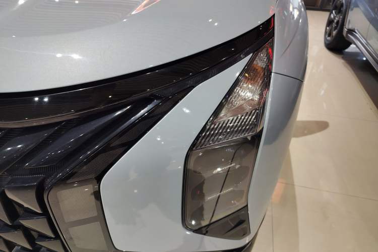 Used Hyundai ix35 2023 Musso 2.0L Flagship Edition TOP Left Front Headlight
