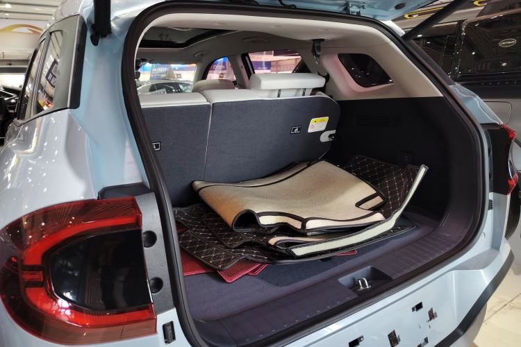 Used Hyundai ix35 2023 Musso 2.0L Flagship Edition TOP Trunk