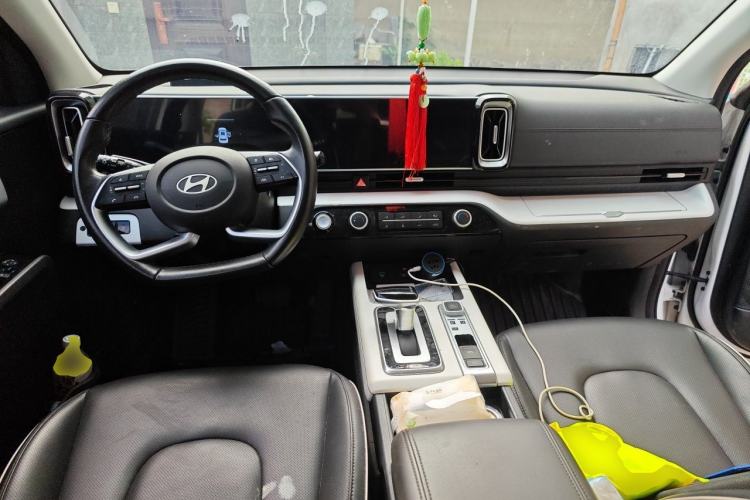 Used Hyundai ix35 2023 Musso 2.0L Deluxe Edition DLX Center Console