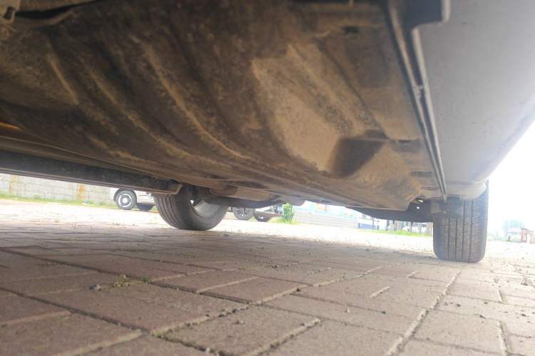 Used Hyundai ix35 2023 Musso 2.0L Deluxe Edition DLX Chassis Front Left