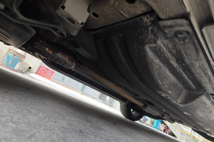 Used Hyundai ix35 2023 Musso 2.0L Deluxe Edition DLX Chassis Front Left