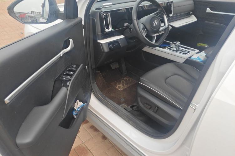 Used Hyundai ix35 2023 Musso 2.0L Deluxe Edition DLX Driver Seat