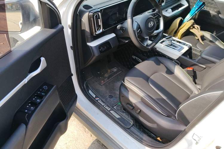 Used Hyundai ix35 2023 Musso 2.0L Deluxe Edition DLX Driver Seat