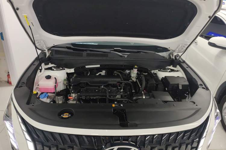 Used Hyundai ix35 2023 Musso 2.0L Deluxe Edition DLX Engine Bay