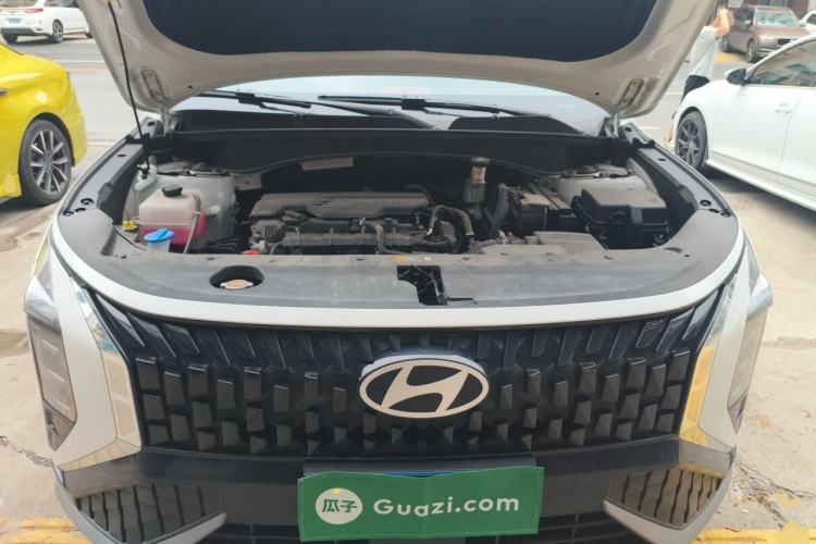 Used Hyundai ix35 2023 Musso 2.0L Prestige LUX Edition Engine Bay