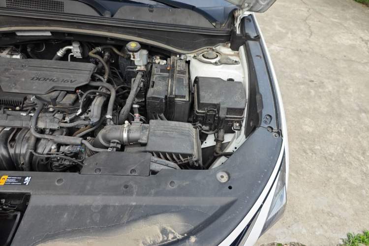 Used Hyundai ix35 2023 Musso 2.0L Deluxe Edition DLX Engine Bay Left