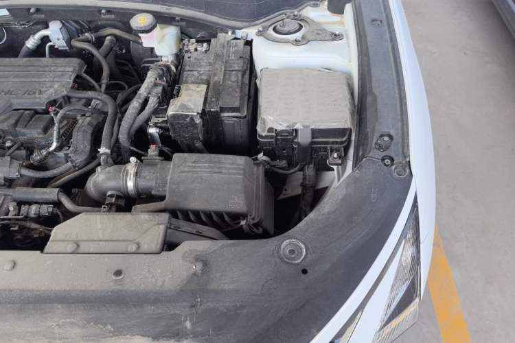 Used Hyundai ix35 2023 Musso 2.0L Prestige LUX Edition Engine Bay Left