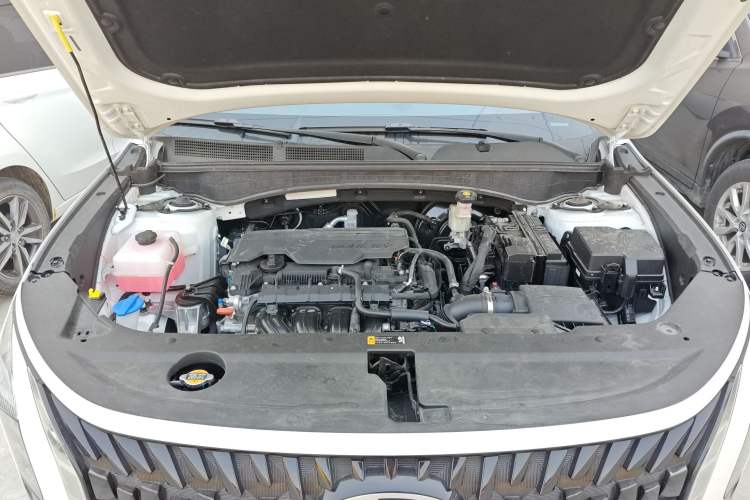 Used Hyundai ix35 2023 Musso 2.0L Deluxe Edition DLX Engine Bay
